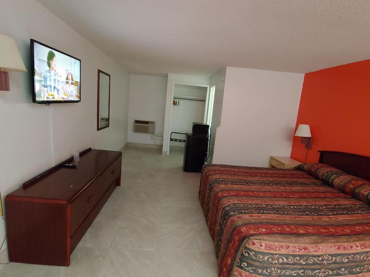 Relax Inn Силвър Спрингс Екстериор снимка